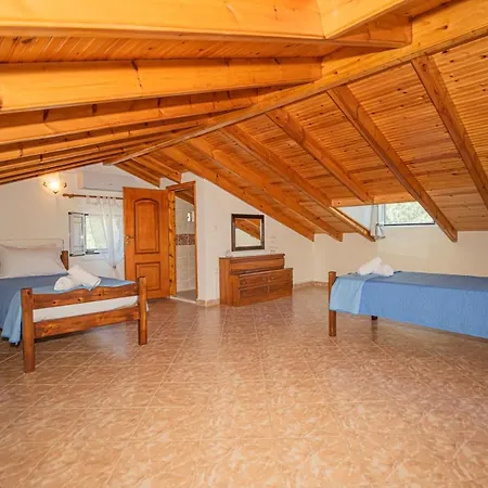Tatil Evi Casa De La Alegria Doukádes